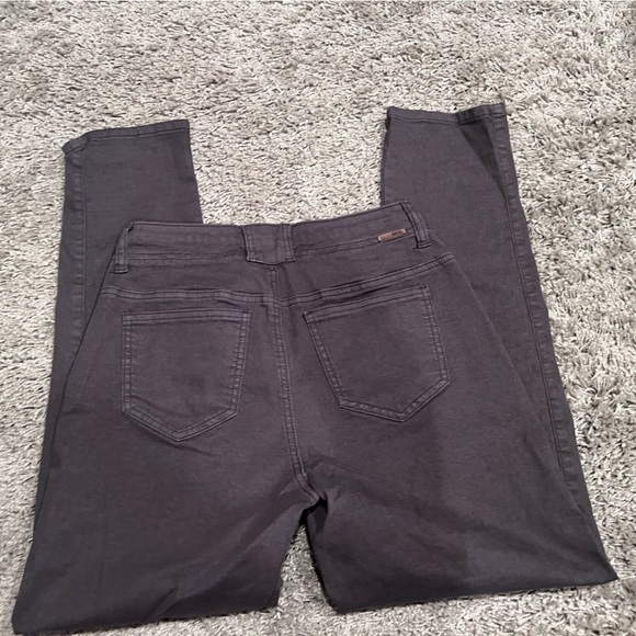 BKE Parker Stretch Cuffed Pants - Picture 12 of 16